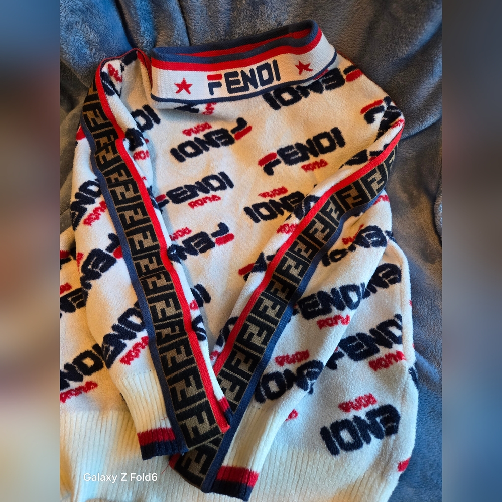 Fendi sweater